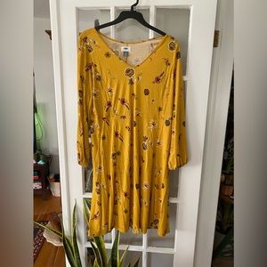 NWT Jersey dress. Gold w beautiful floral print. Very soft,NWT w1X old navy